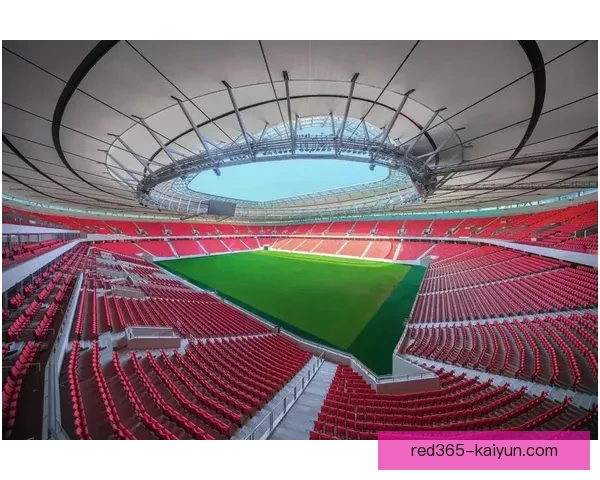 中超浦东足球场迎来新赛季，状态回暖备受关注