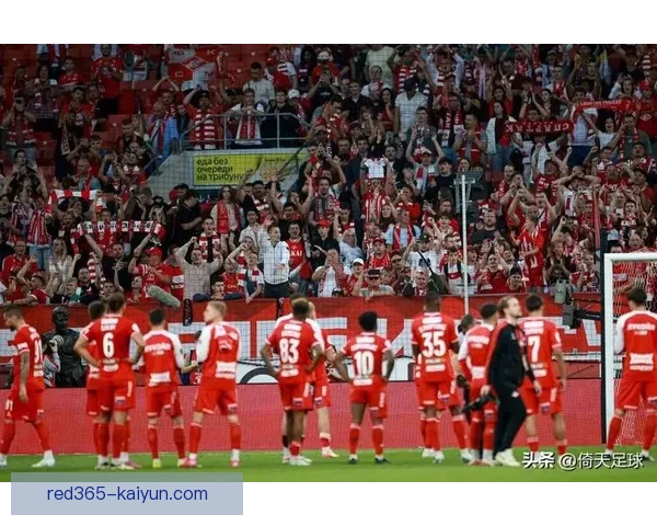 西汉姆战术调整能力持续提升，球队在赛事中表现稳健，适应性增强